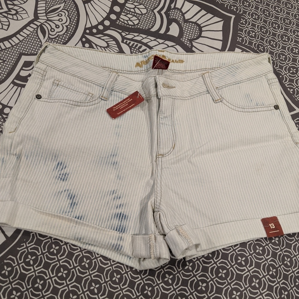 Arizona white blue Striped shorts